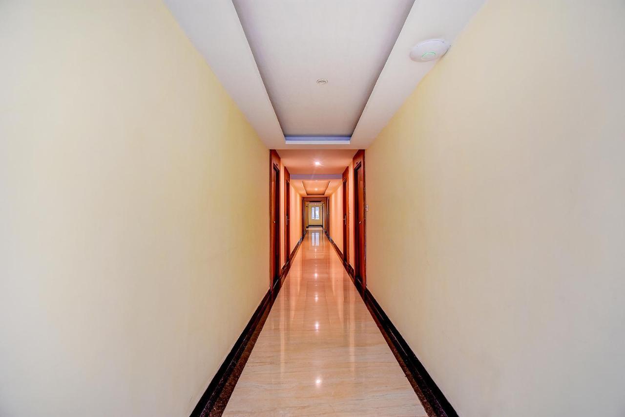 Fabhotel Abirami Grand Inn - Nr Bryant Park コダイカナル エクステリア 写真